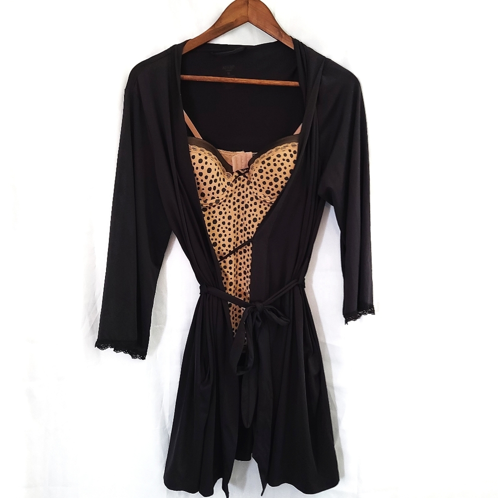 Robe and leopard print nightgown set